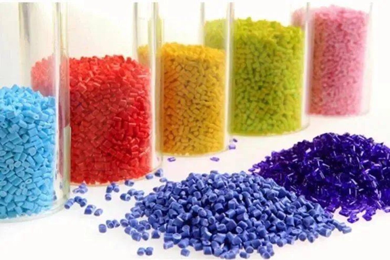 Plastic pelletizing production line