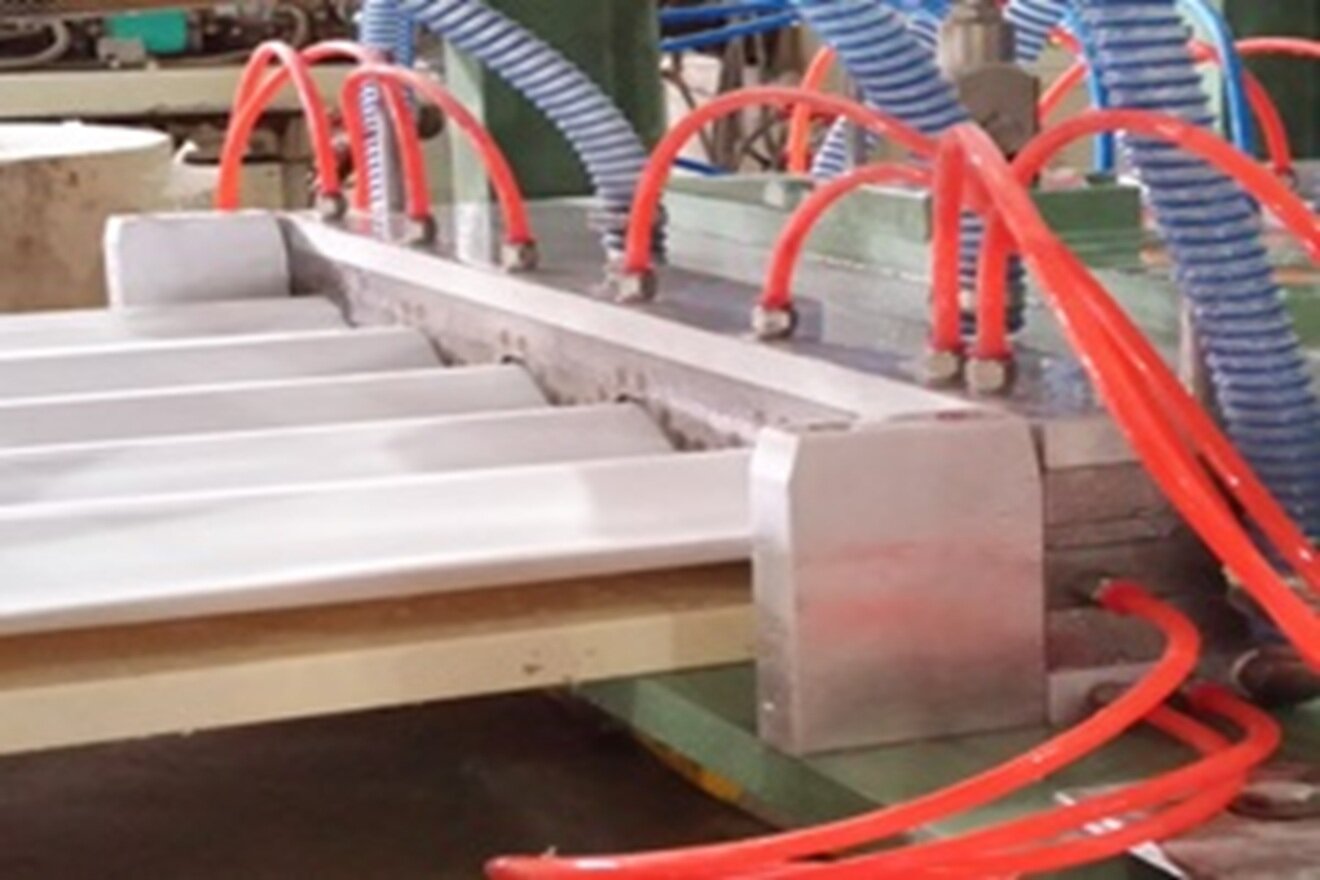 PVC Twinwall/Hollow Roof Tile Extrusion Line